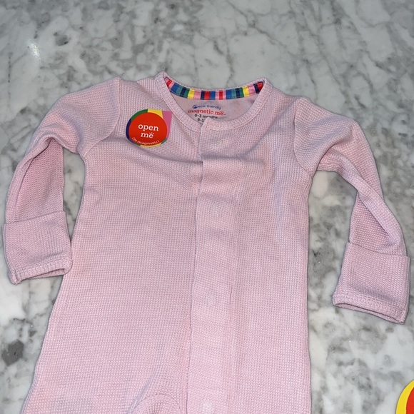 NWT MAGNETIC ME WAFFLE LILAC SNOW FOOTIE 0/3M - Picture 5 of 5